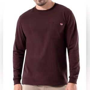 Men’s Wrangler Workwear burgundy long sleeved tee, M
